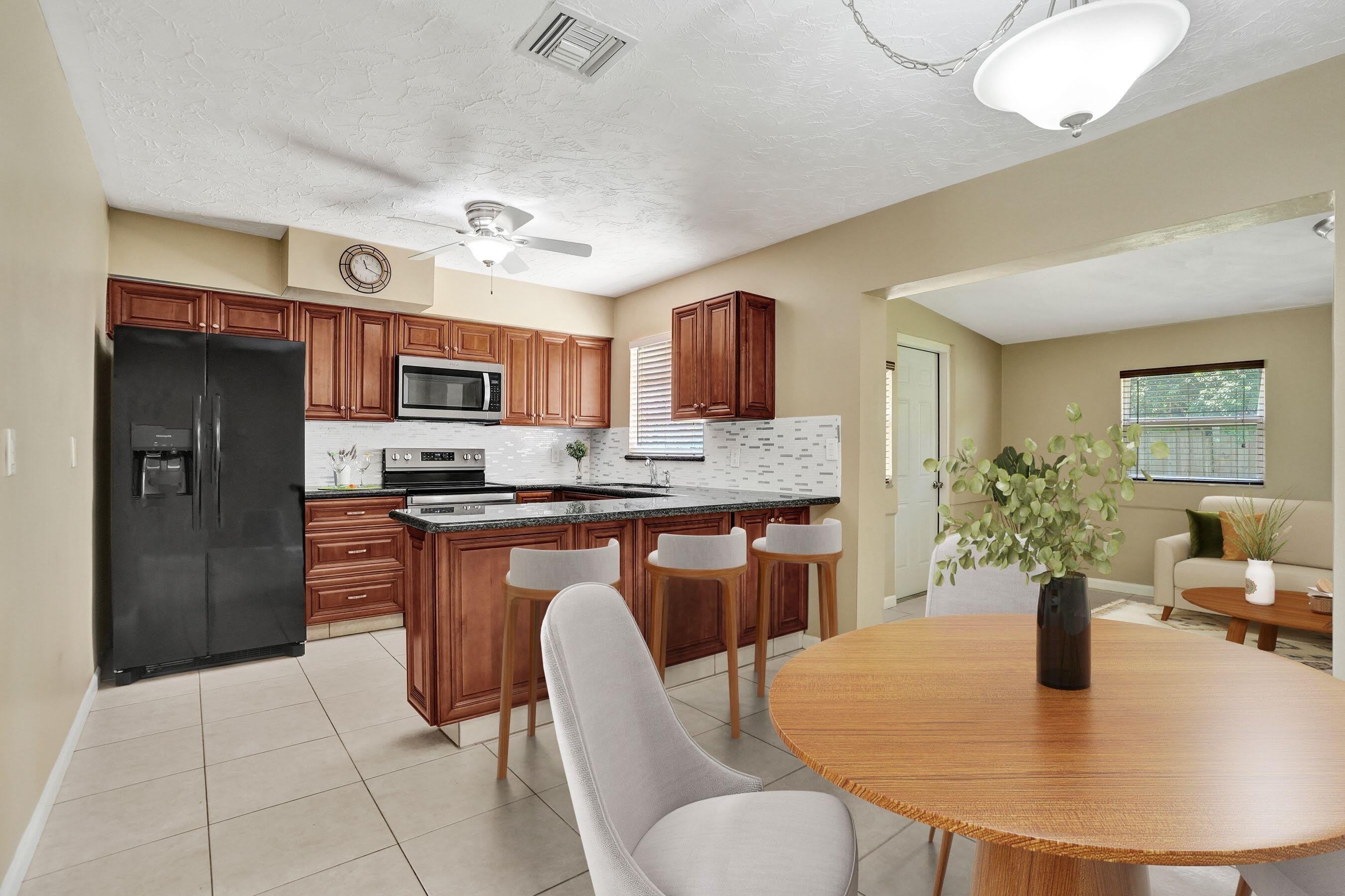 500 SE 4TH Court – photo 3