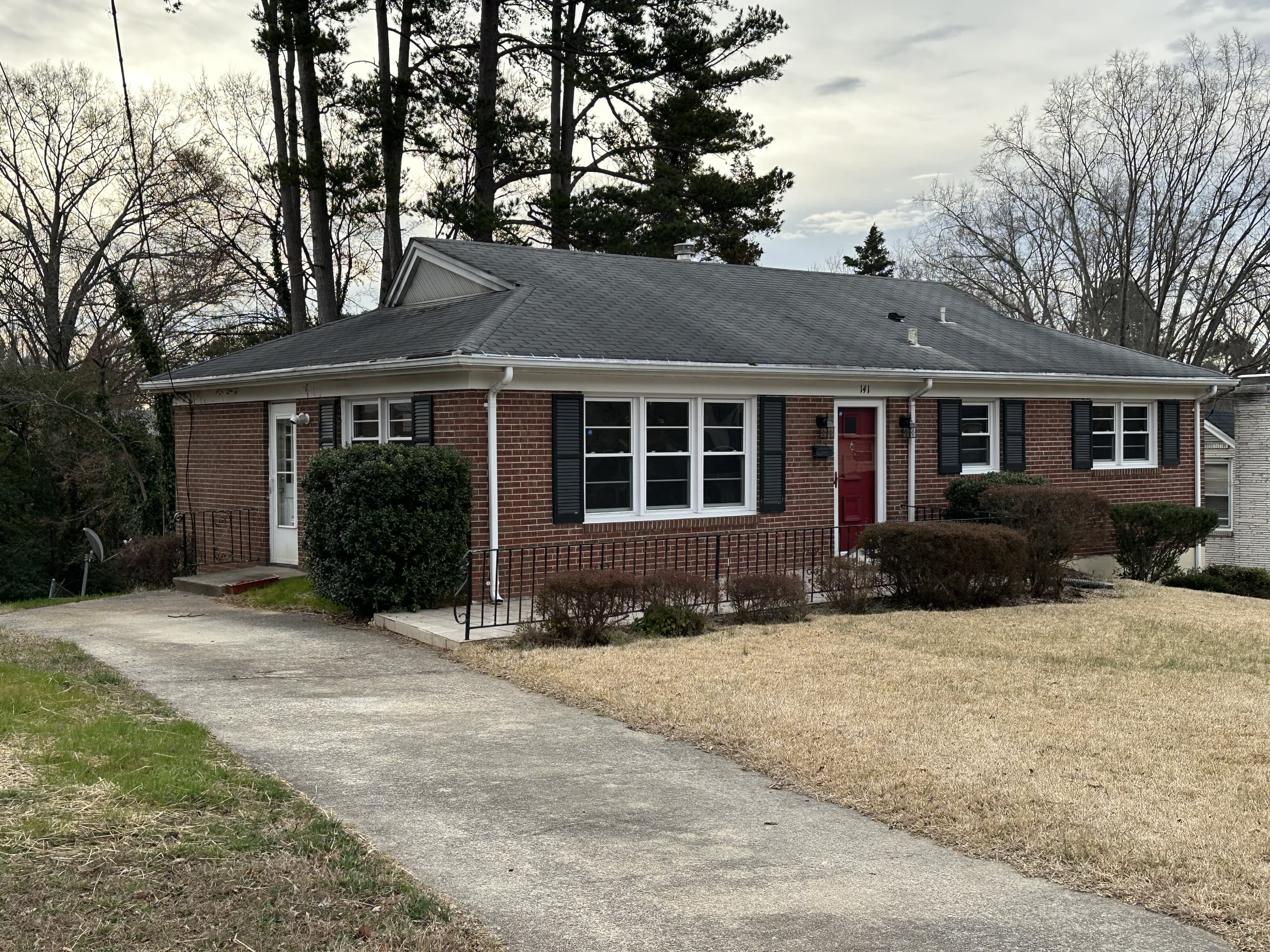 141 Dublin Court – photo 2