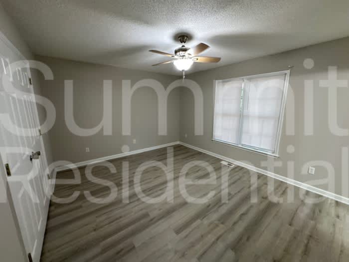 7112 Deer Brook Street – photo 4