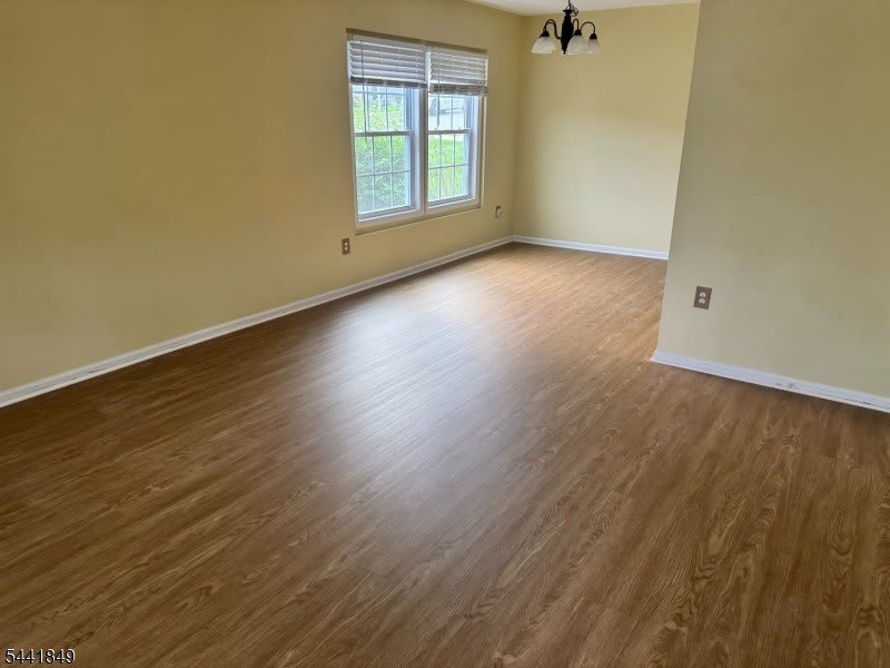 705 Bryant Dr – photo 3