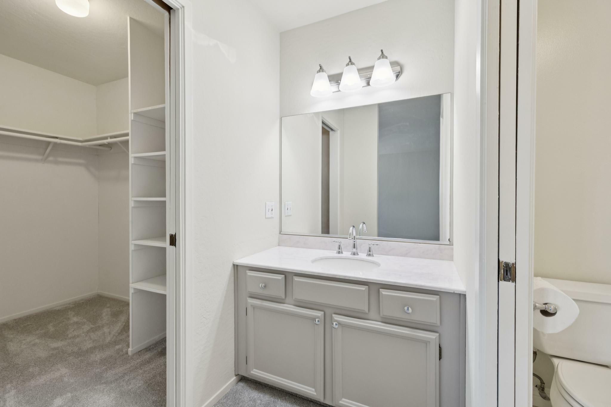 2016 Fairmont Drive – photo 5