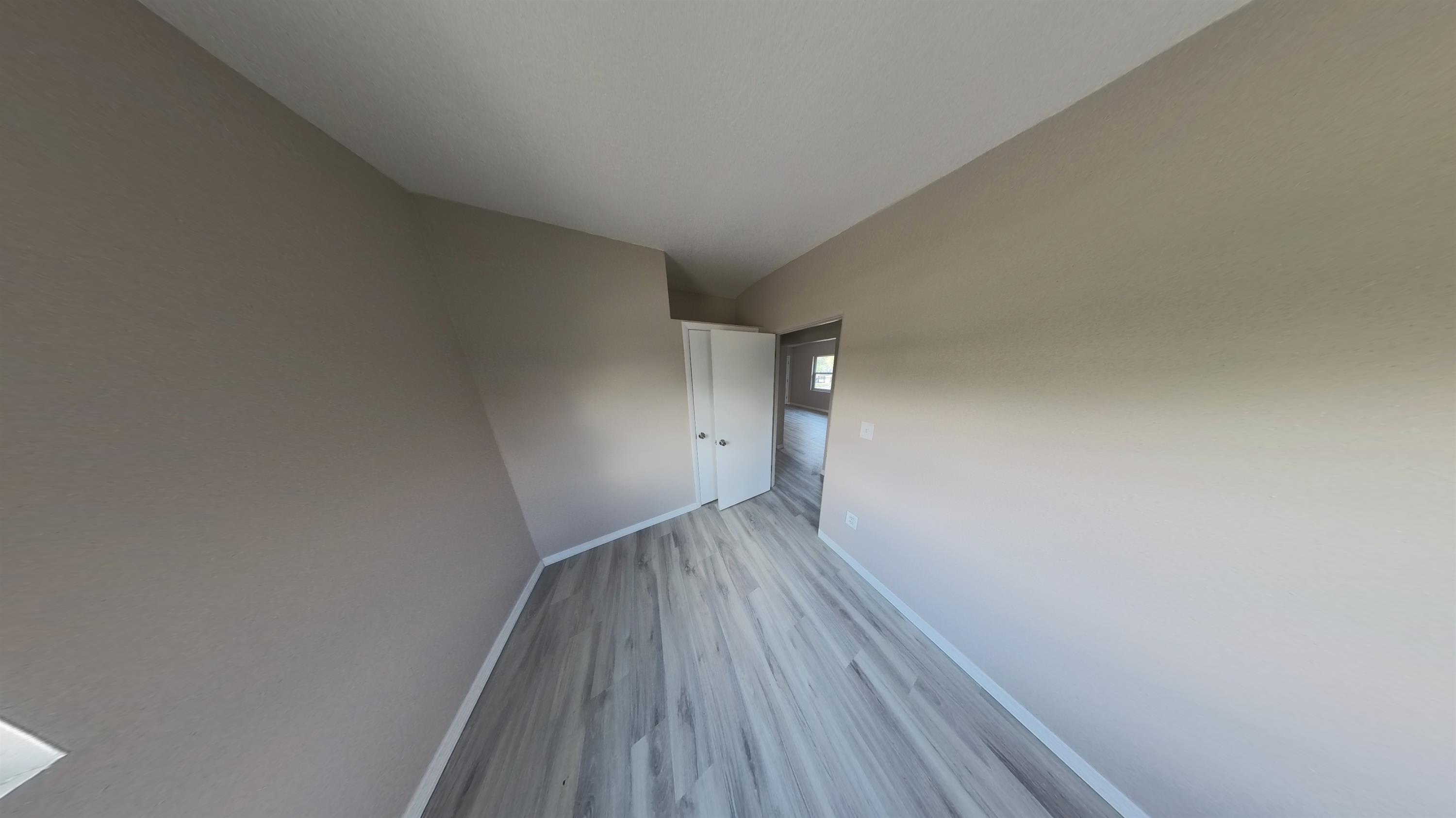 601 W Jackson St – photo 4