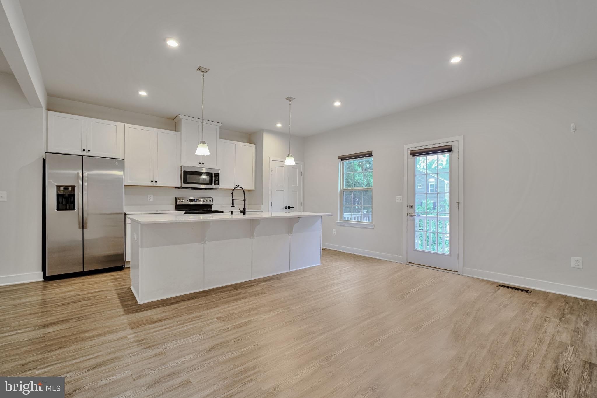 7849 FRANCIS DICKENS Lane – photo 2
