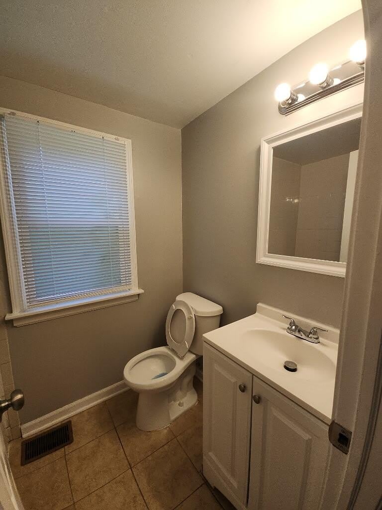 3606 E 9th Avenue – photo 2