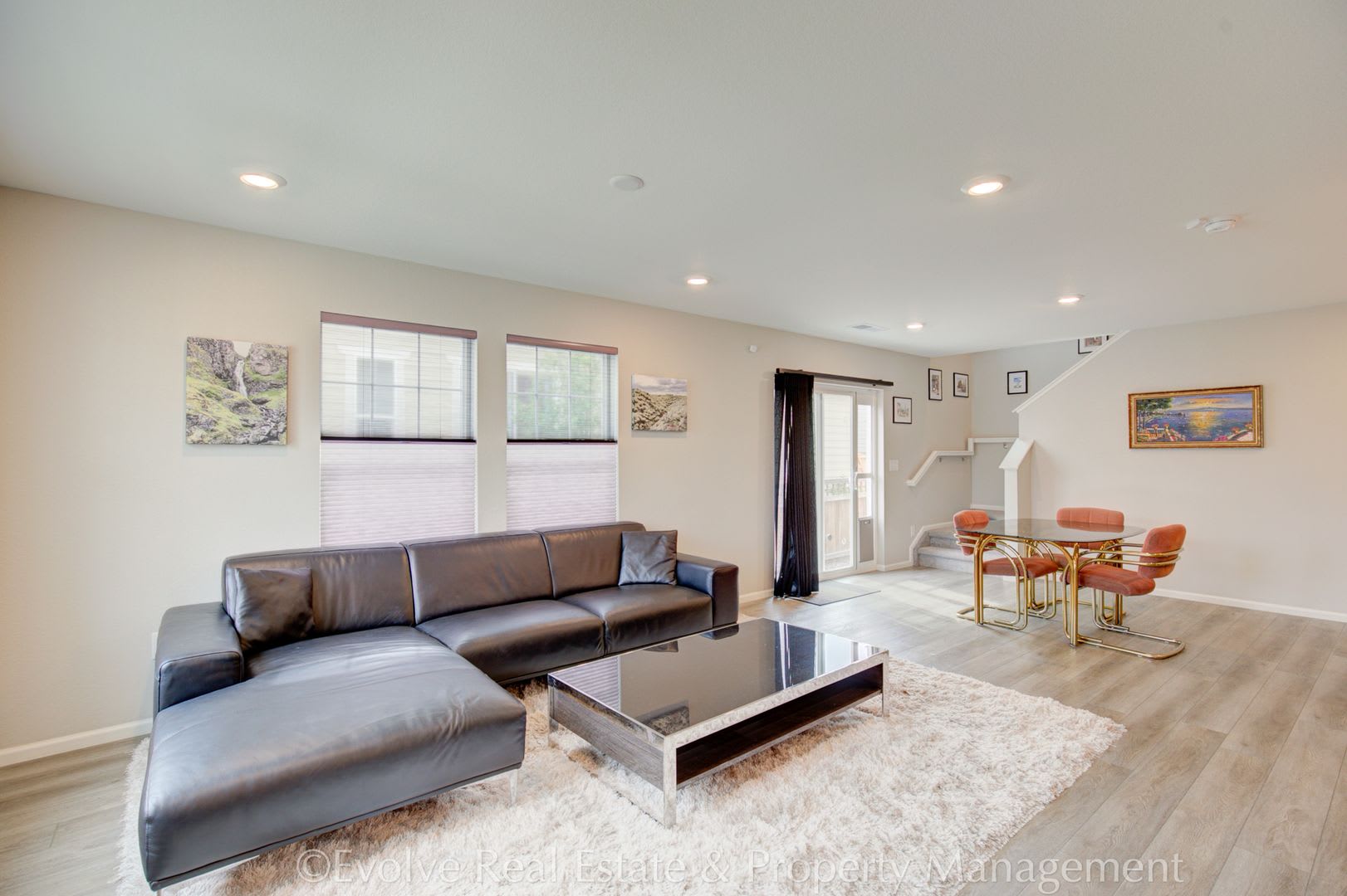 Evolve Real Estate: Stunning Aurora Gem! Available October 3rd – photo 4