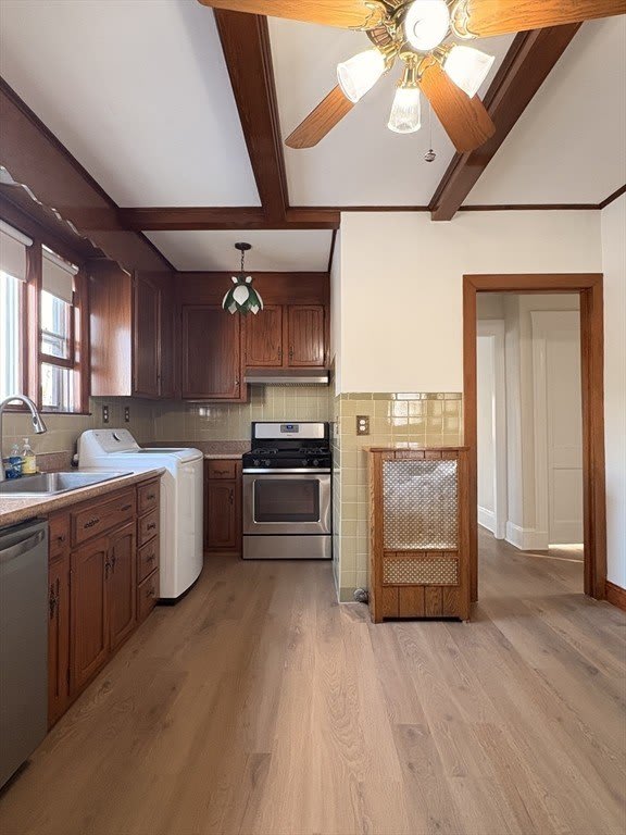 11 Saint James Rd – photo 3