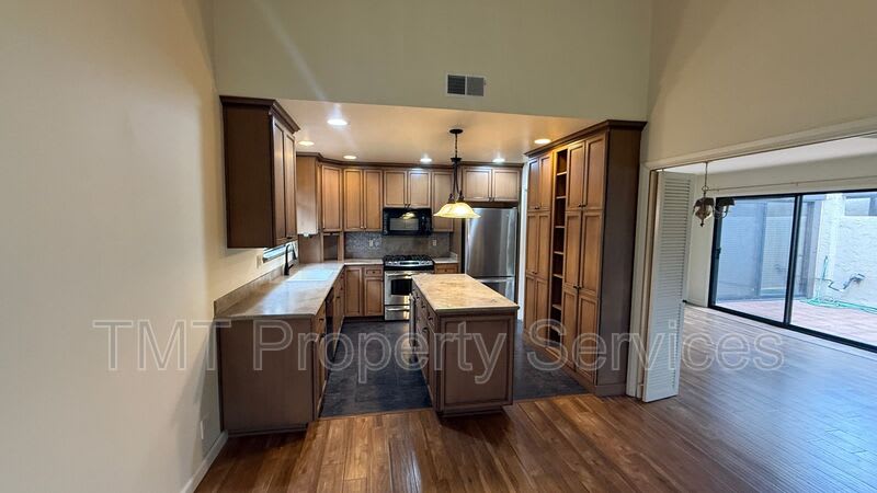 59 Los Palos Dr. (Portfolio K) – photo 2