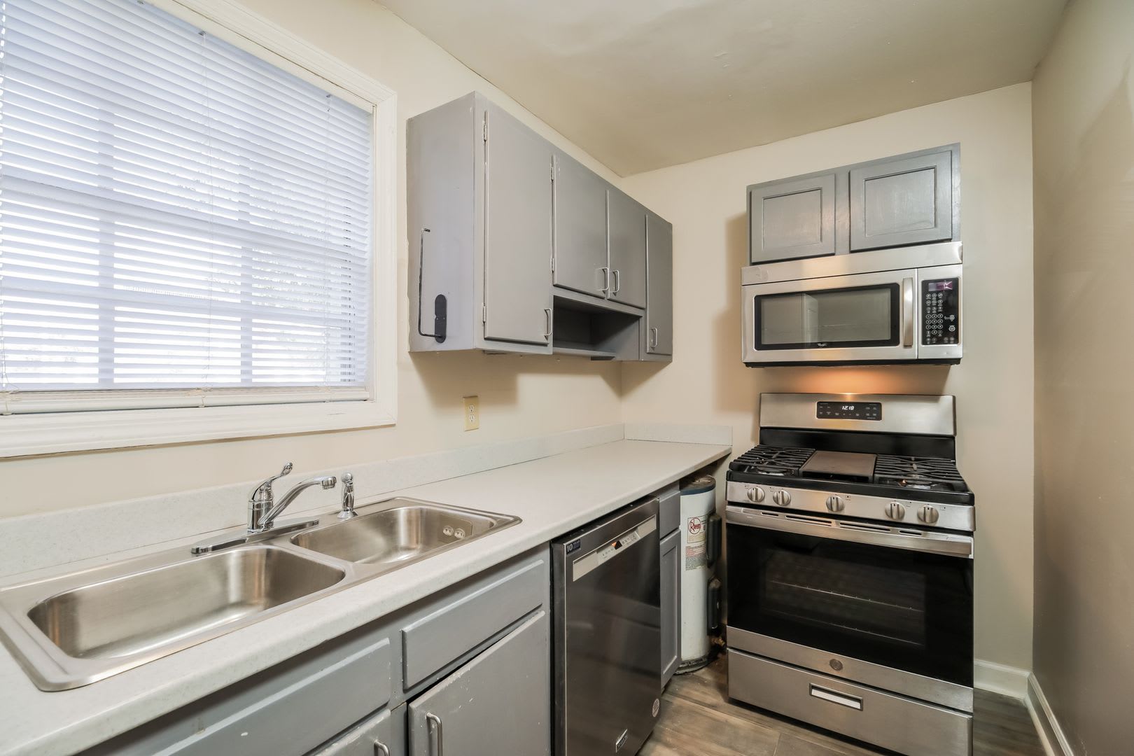 517 Rutledge Ave. – photo 2