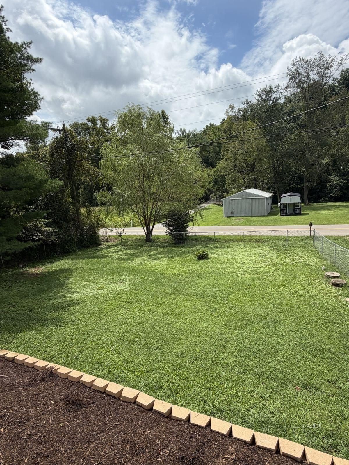 2048 Georges Creek Rd – photo 4