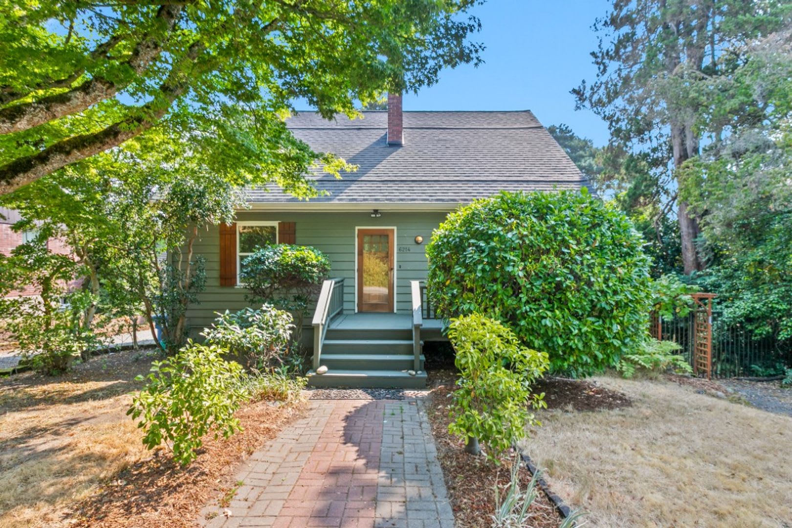 3Bd 2 5Ba Seattle Home – photo 1