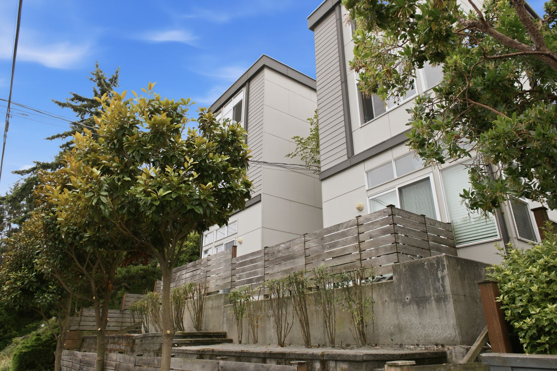 Large 3 Bedroom 3 5 Bathroom In Magnolia Bonus Den Or Office Patio Shared Yard – photo 5
