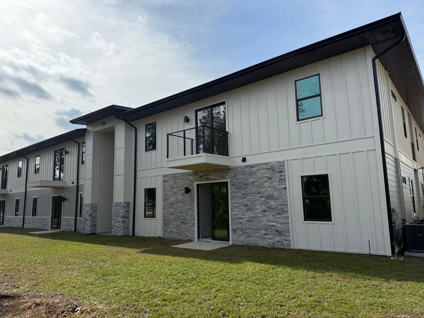 The Flats at Deep Creek – photo 4