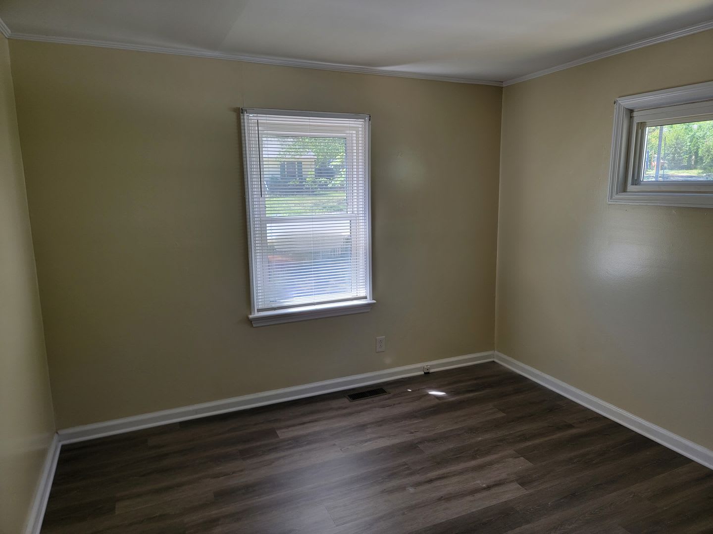 2 Bedroom 1 Bathroom House – photo 4