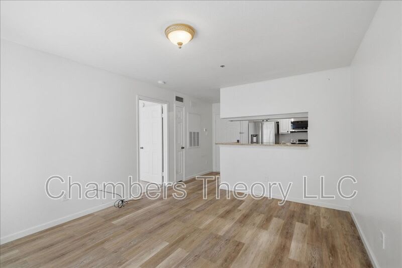 3315 Wyndham Cir – photo 4