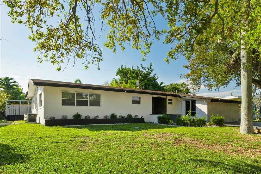 19340 NE 19 Avenue – photo 4