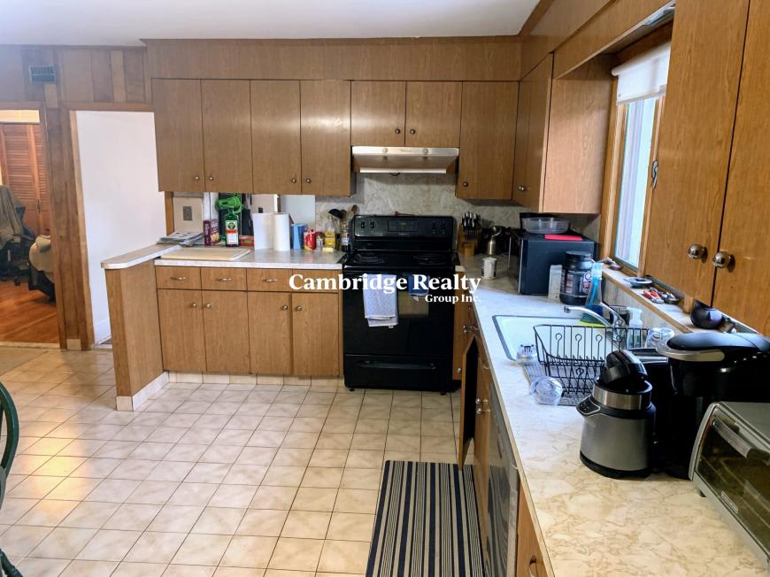 540 Main St. – photo 2