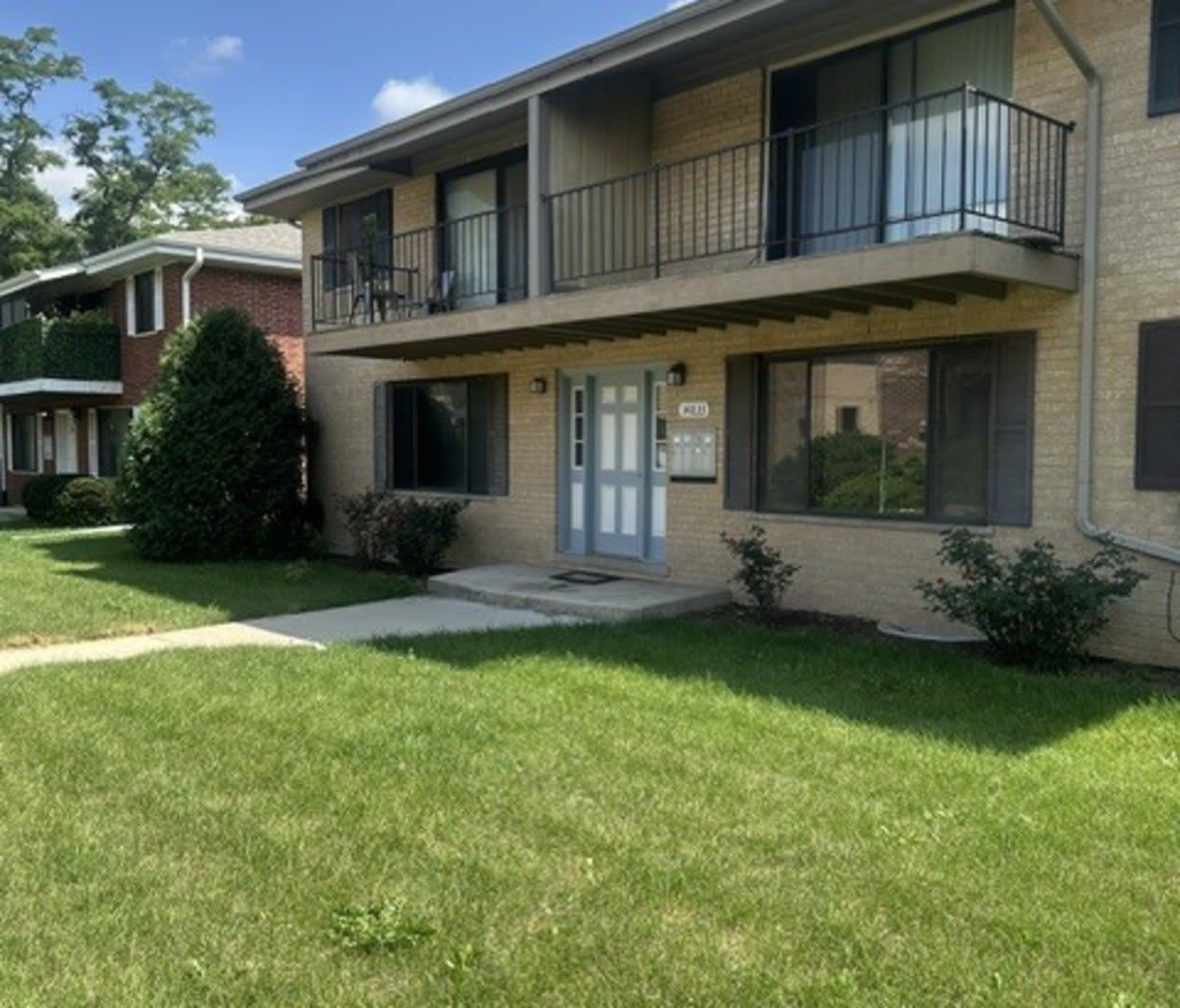14833 Kilpatrick Avenue – photo 1