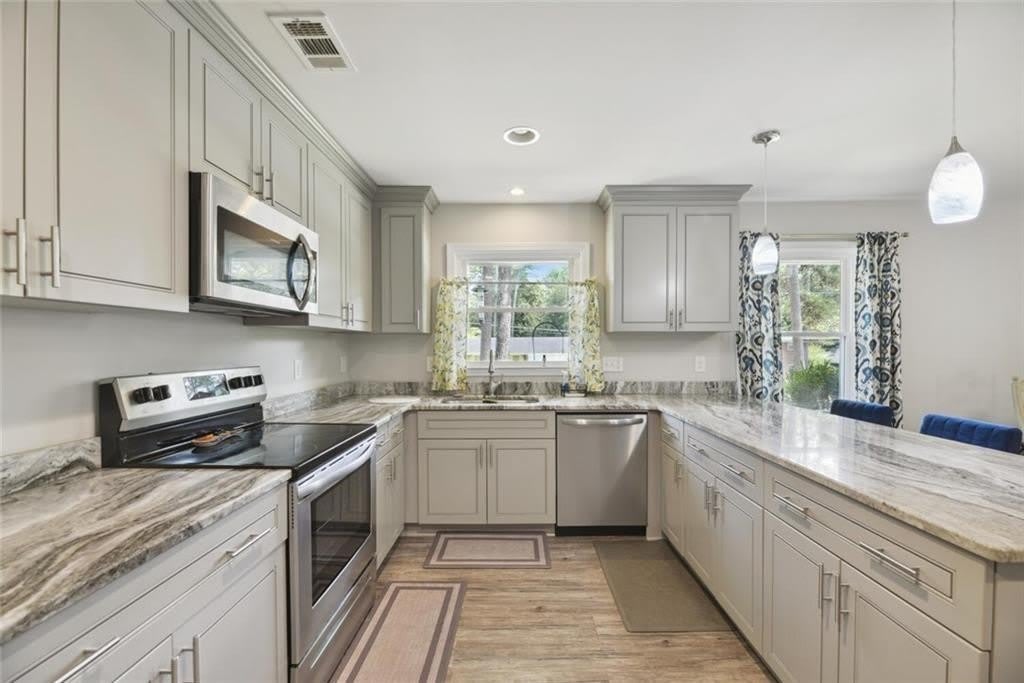 4142 Blackhawk Drive – photo 4