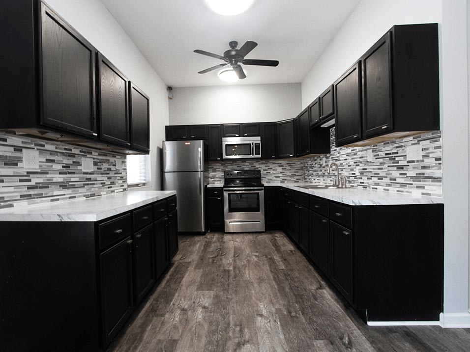 Williamsburg Apartments – photo 4
