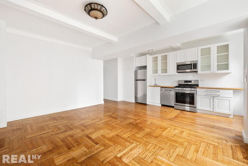 433 West 34Th Street – photo 5