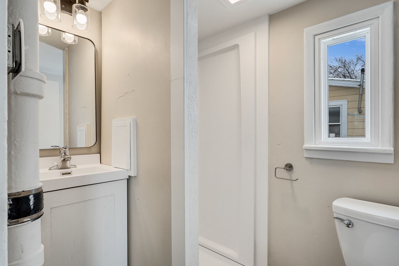 Single Family Home Near Downtown – photo 4
