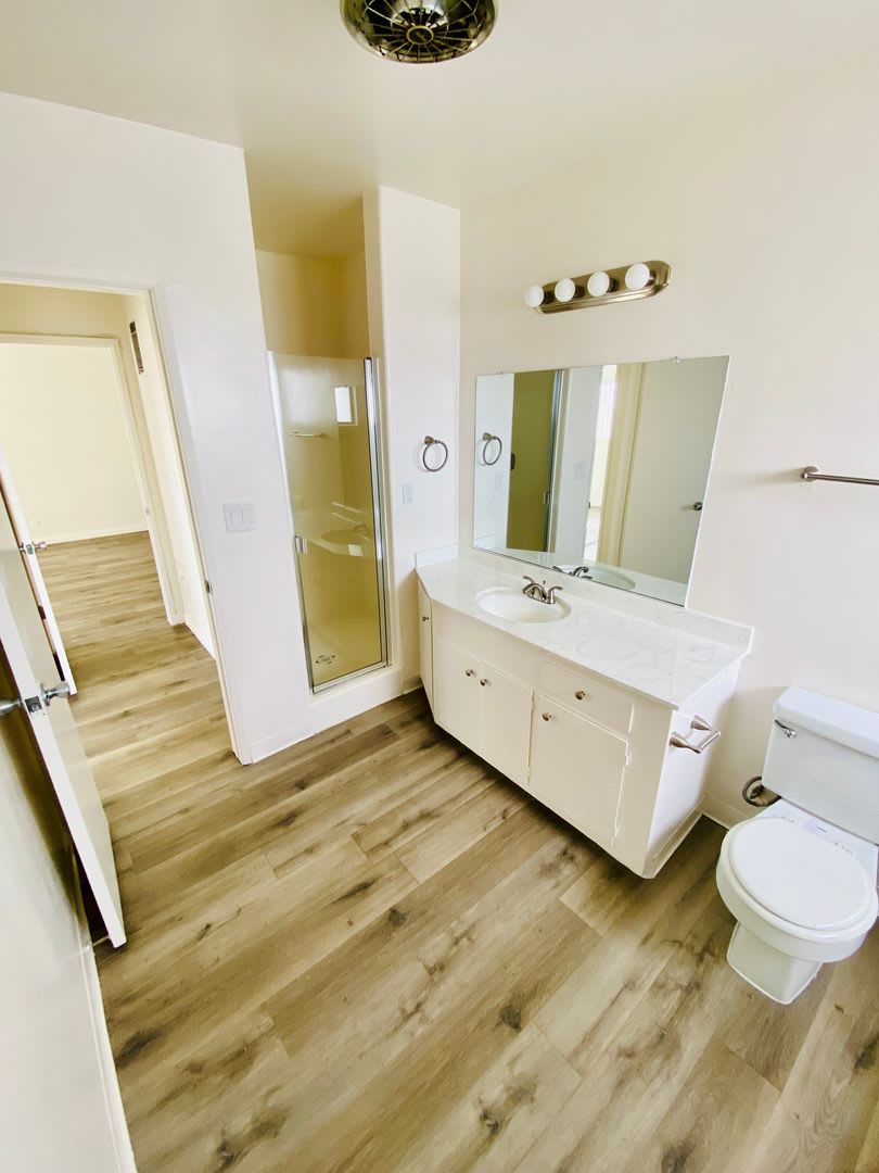 7010 Lanewood Avenue LLC – photo 2