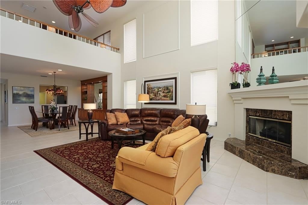 5901 Ashford Ln – photo 3