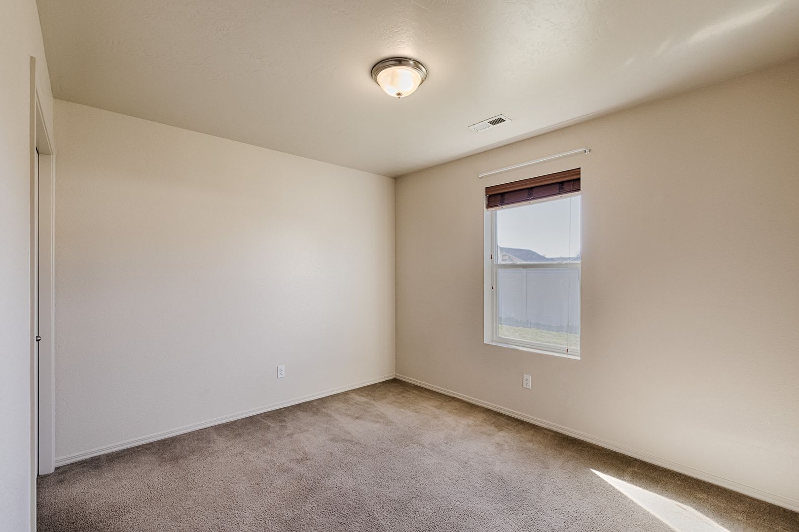 Nice family home in popular Star! – photo 2