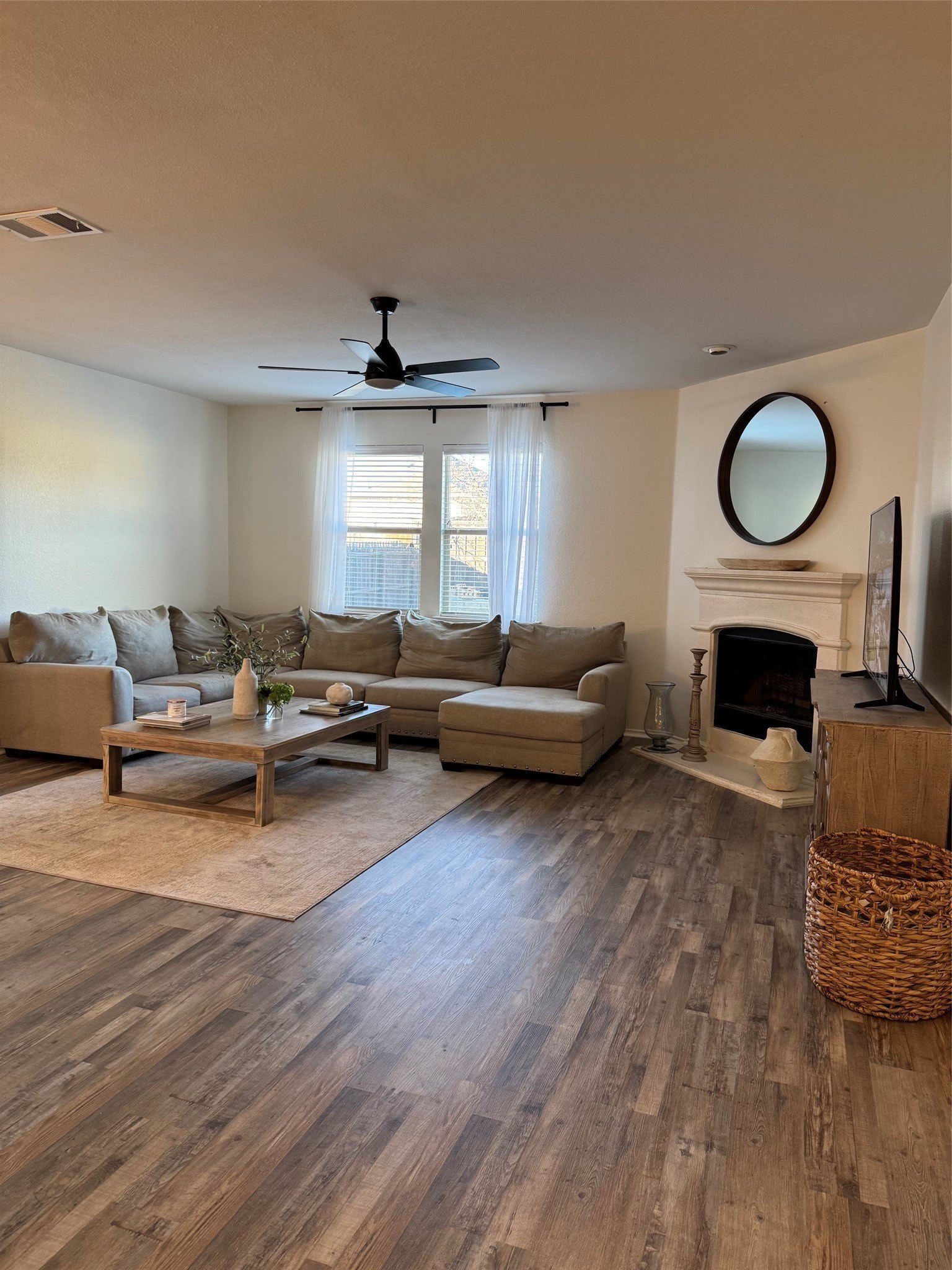 434 Winchester Drive – photo 3
