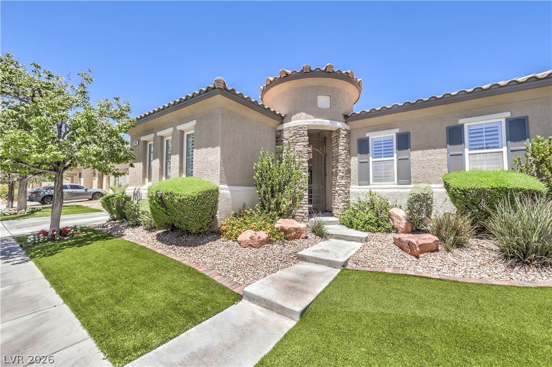 7166 Frontier Hills Avenue – photo 3