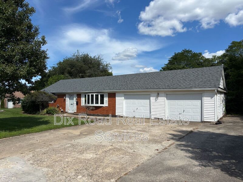 4574 McCormick Lane – photo 1