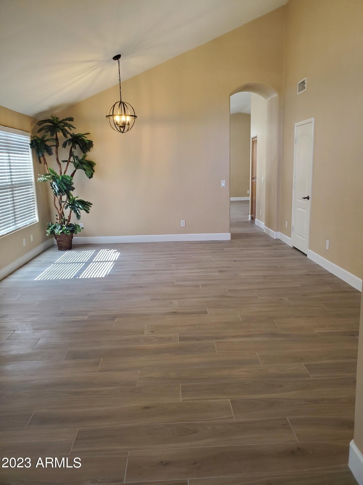 1737 E Morgan Court – photo 3