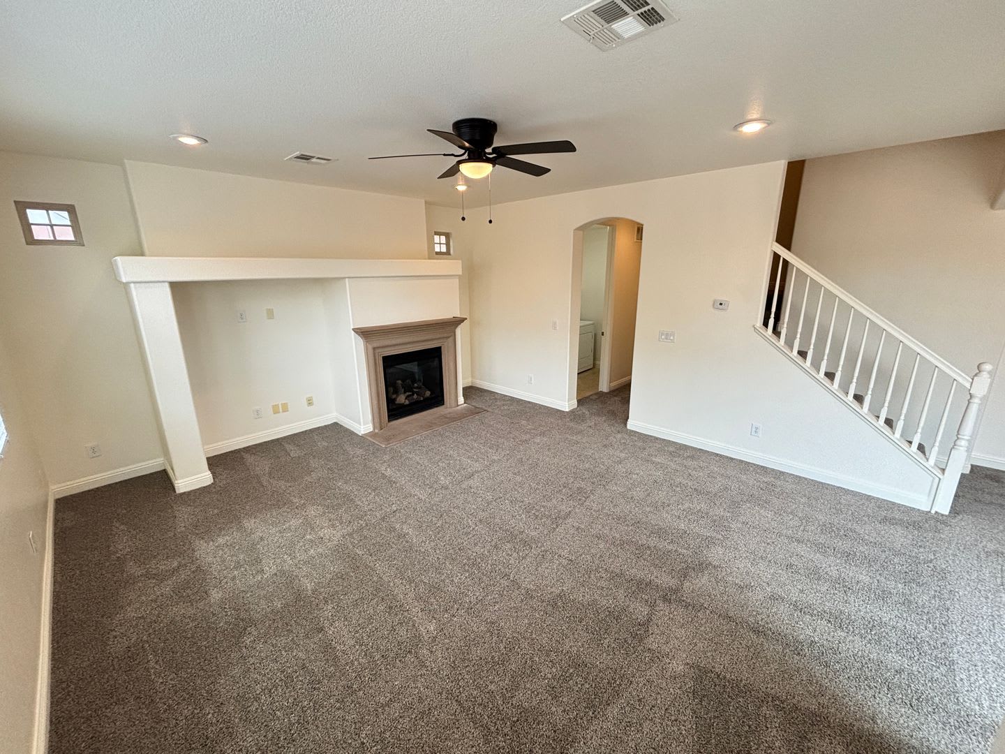 Gorgeous 4Bed 3Bath 2Car Residence Located In The Desirable Providence Community – photo 4