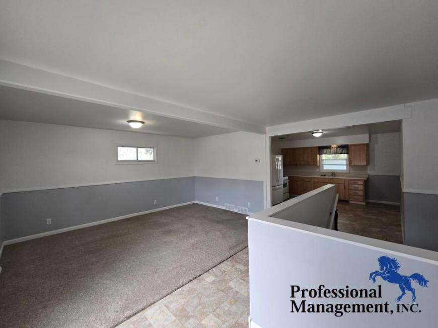 747 Burlington Ave – photo 3