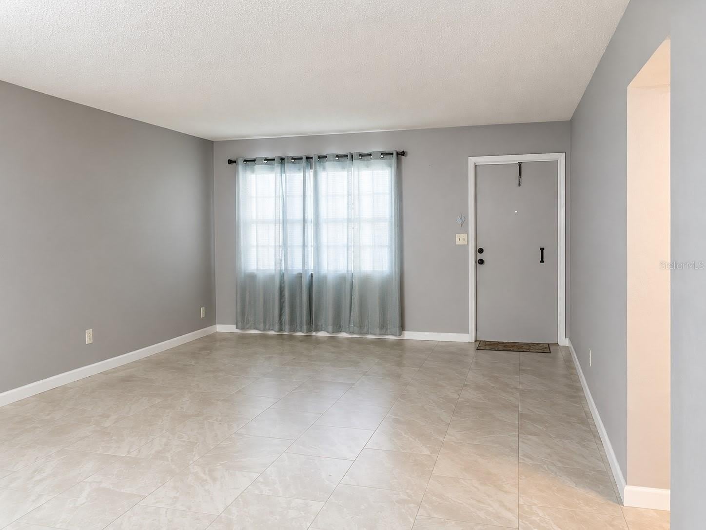 400 AUBURN Drive – photo 2