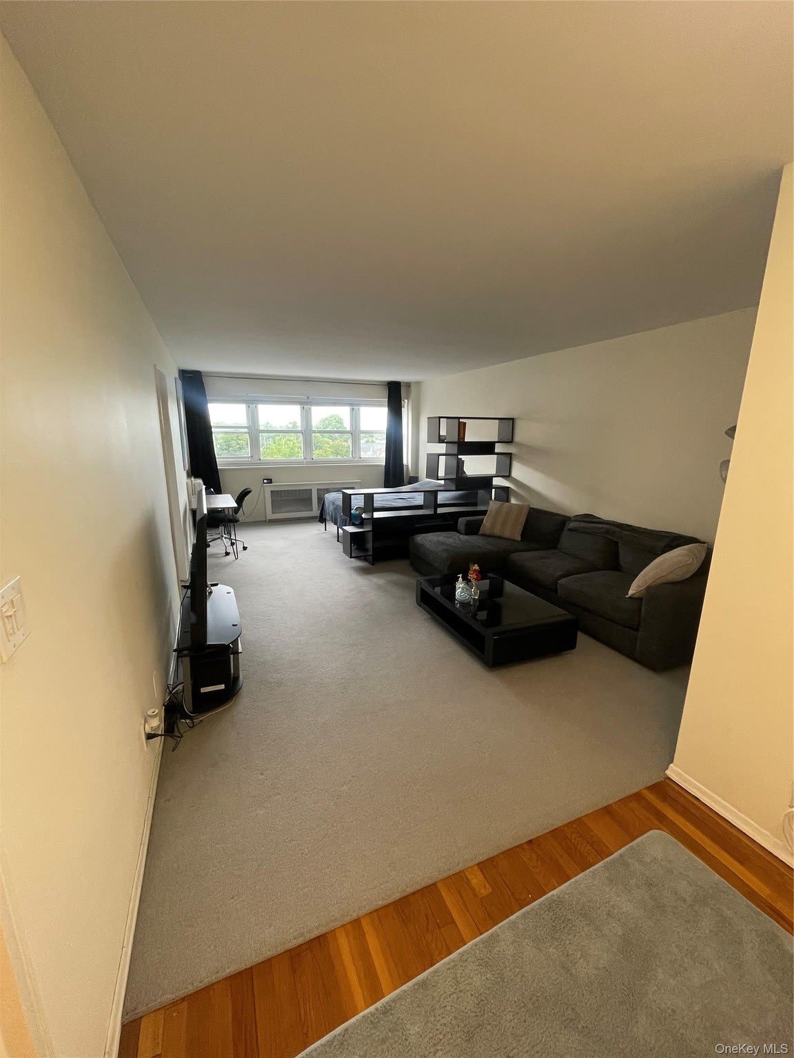 370 Westchester Avenue – photo 3