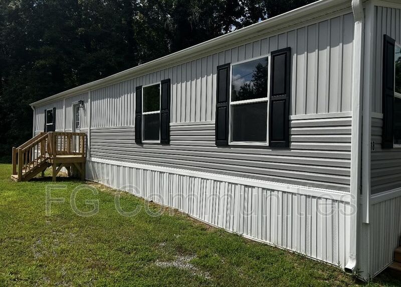 2844 Maple Ave lot 18 – photo 2