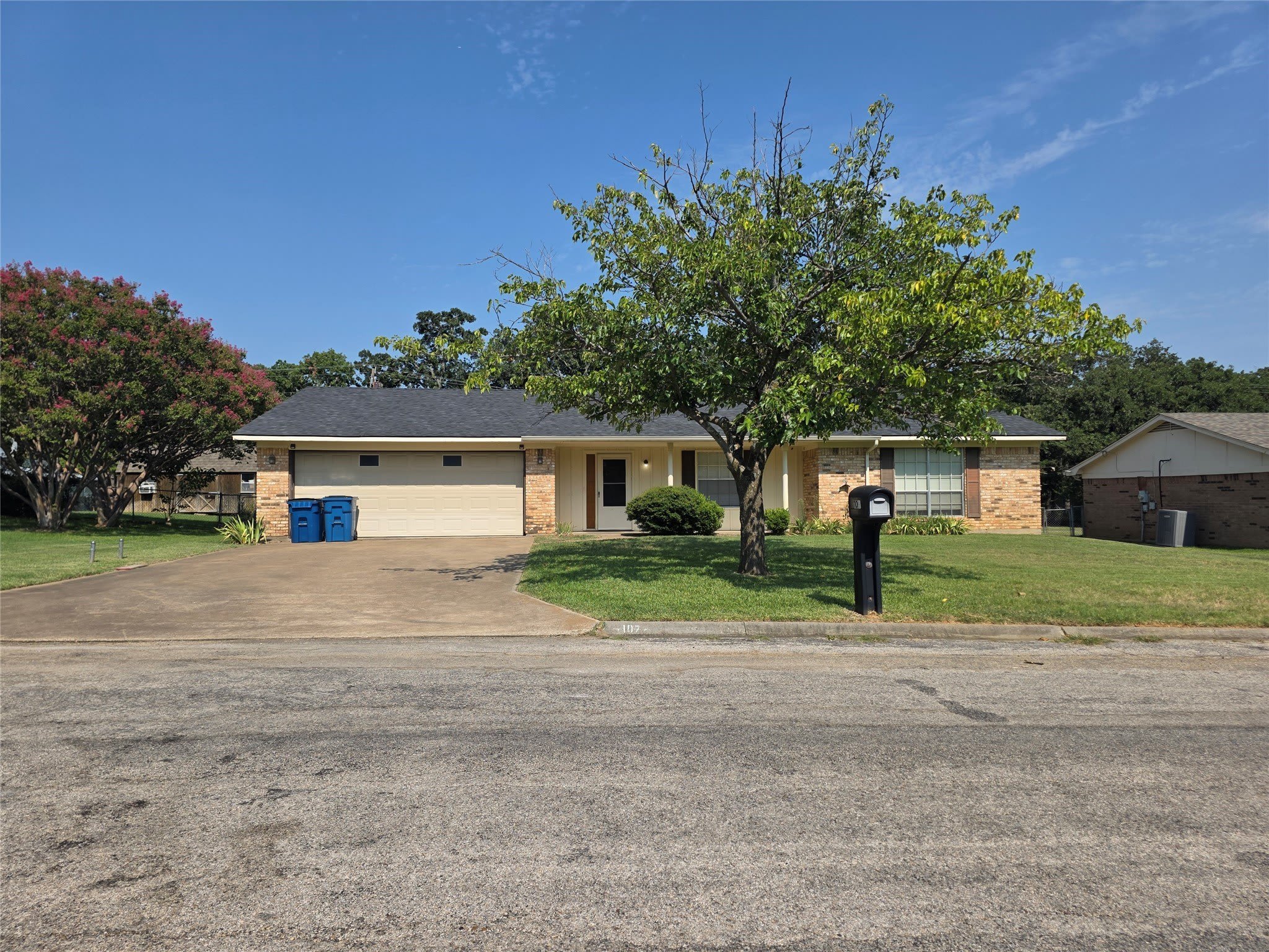 107 Bluebonnet Trail – photo 1