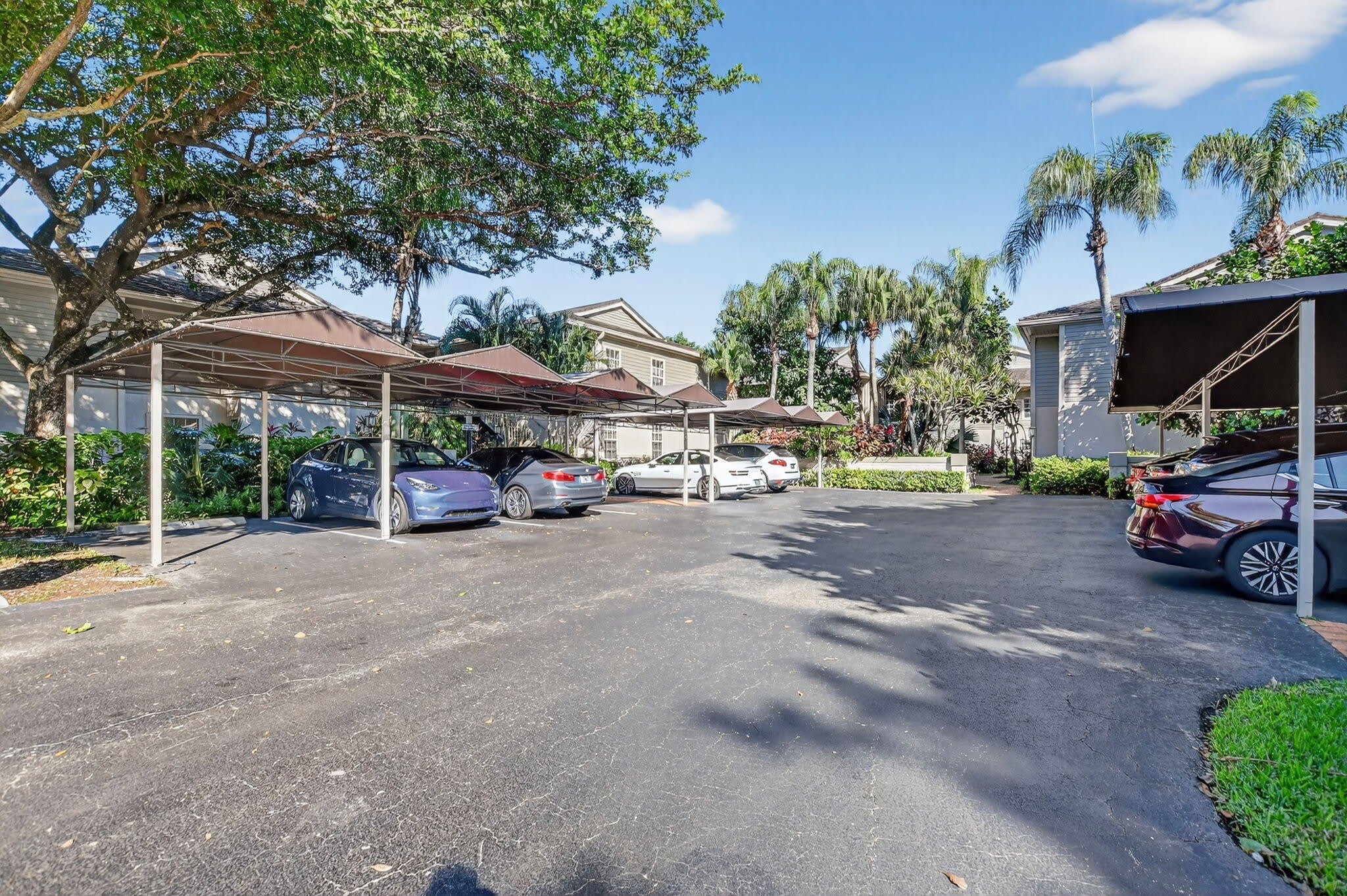 7623 Cinebar Drive – photo 2