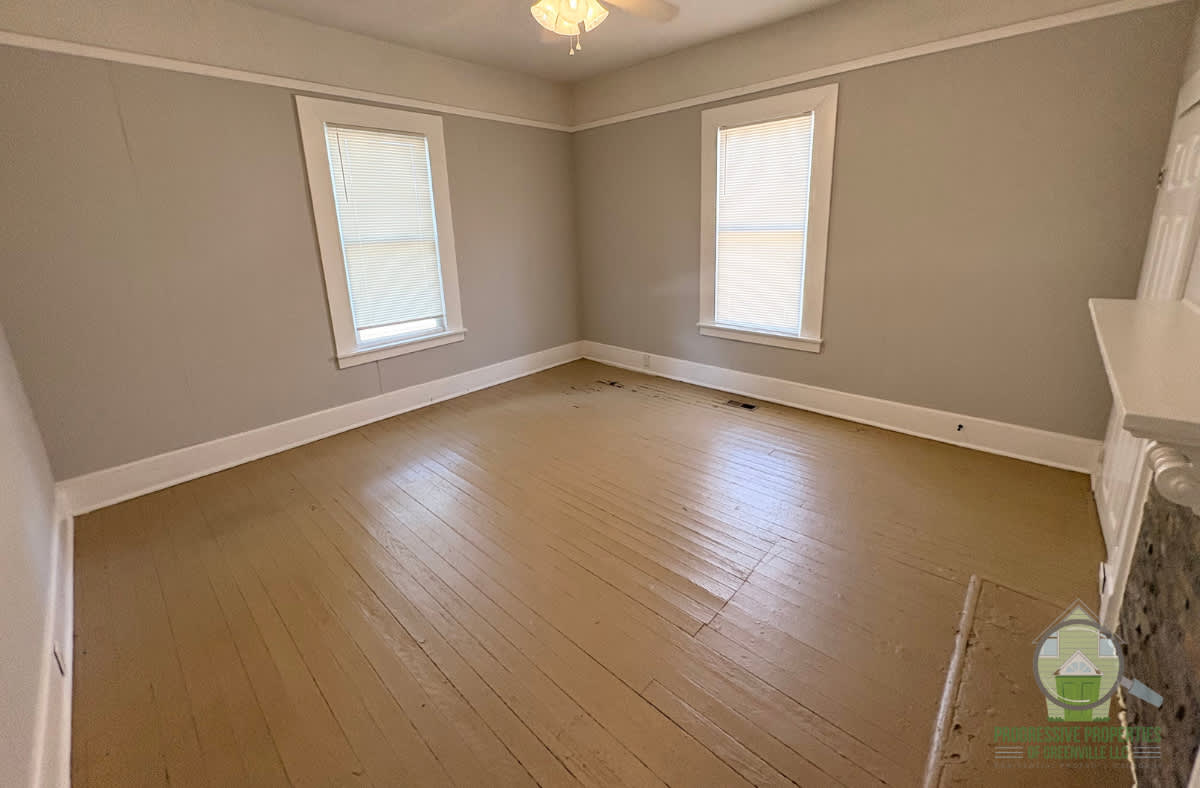 520 Perry Avenue – photo 2