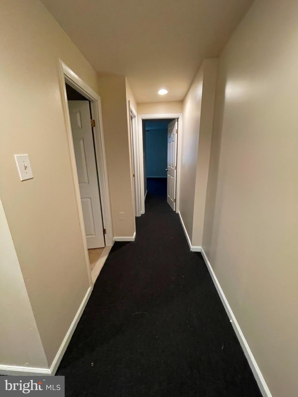 1732 W DIAMOND Street – photo 4