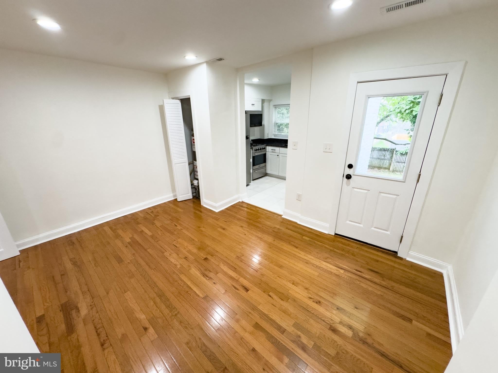 2807 4TH Street NE – photo 1