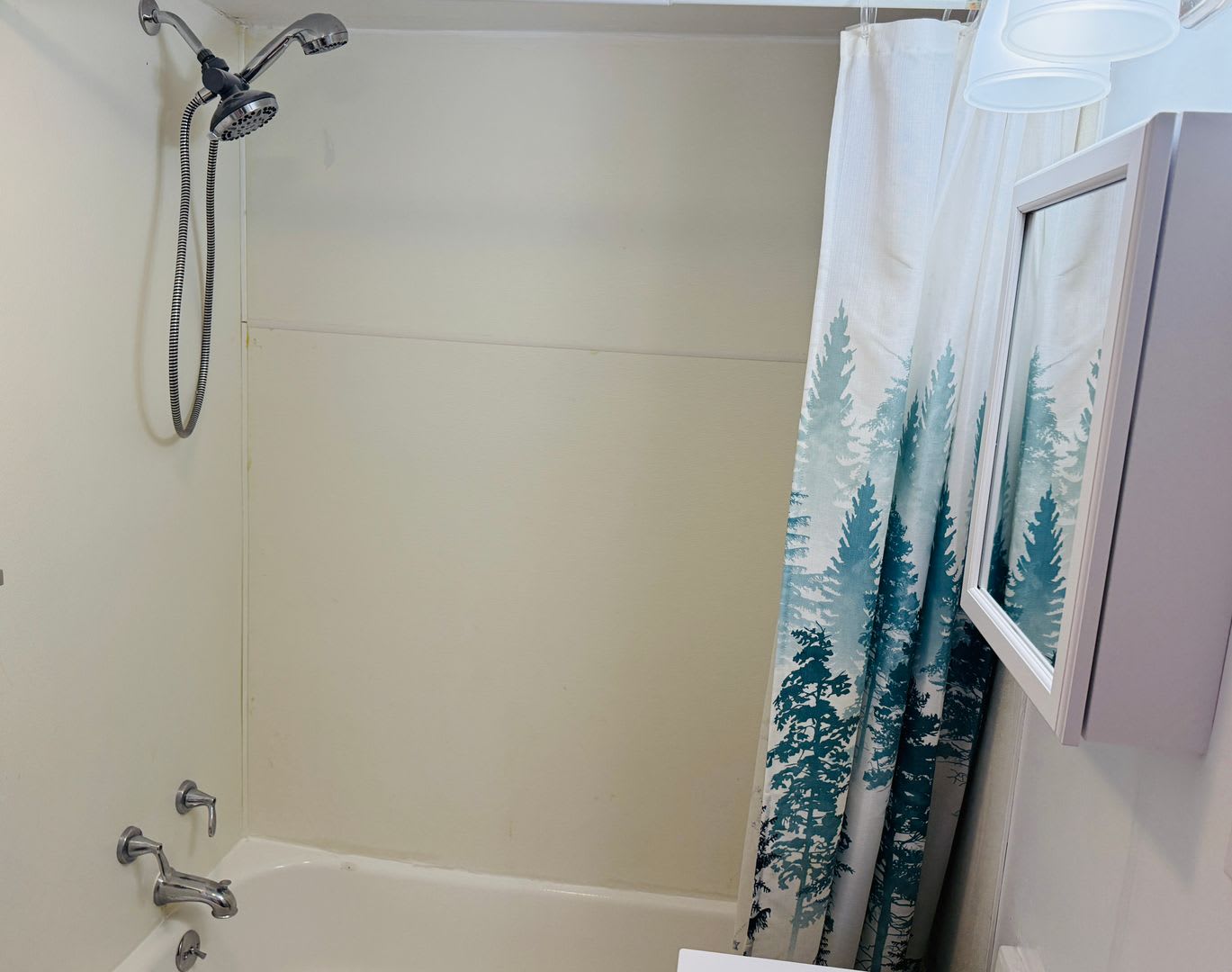 2416 1 2 11Th Ave N – photo 4