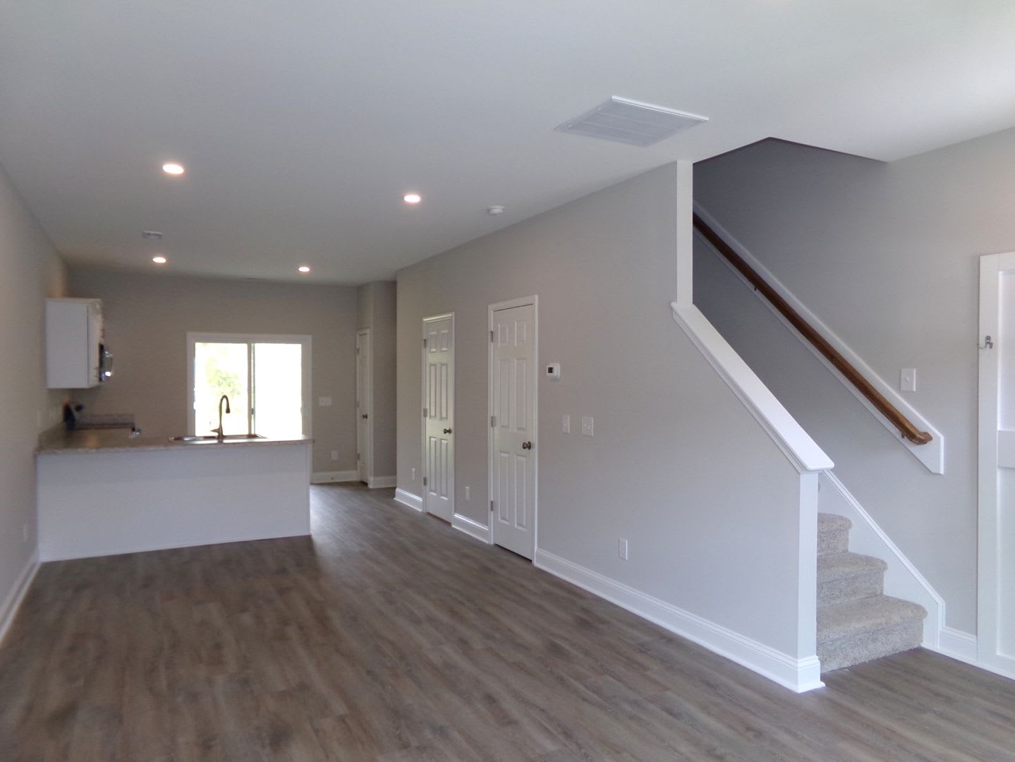 100 Off The First Month S Rent Welcome To Jacks Branch Townhomes – photo 4