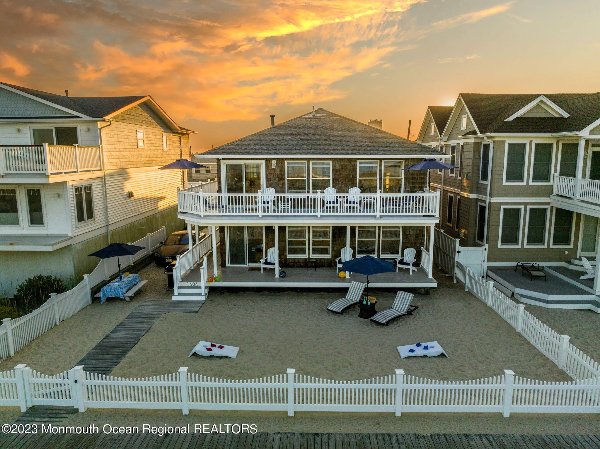 1404 Oceanfront – photo 1