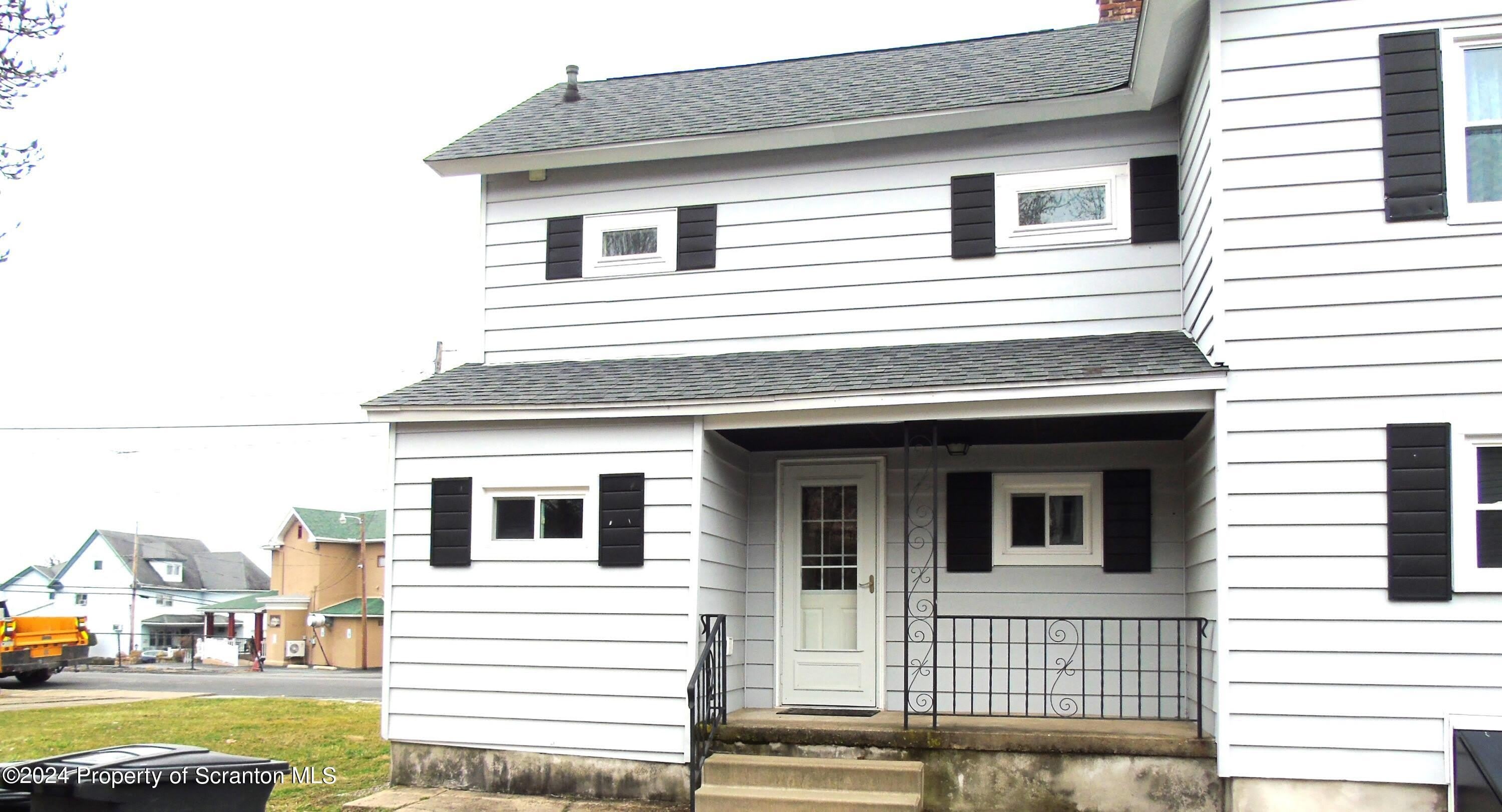 112 E Elm Street – photo 2