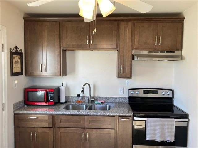 6010 BACCICH Street – photo 4