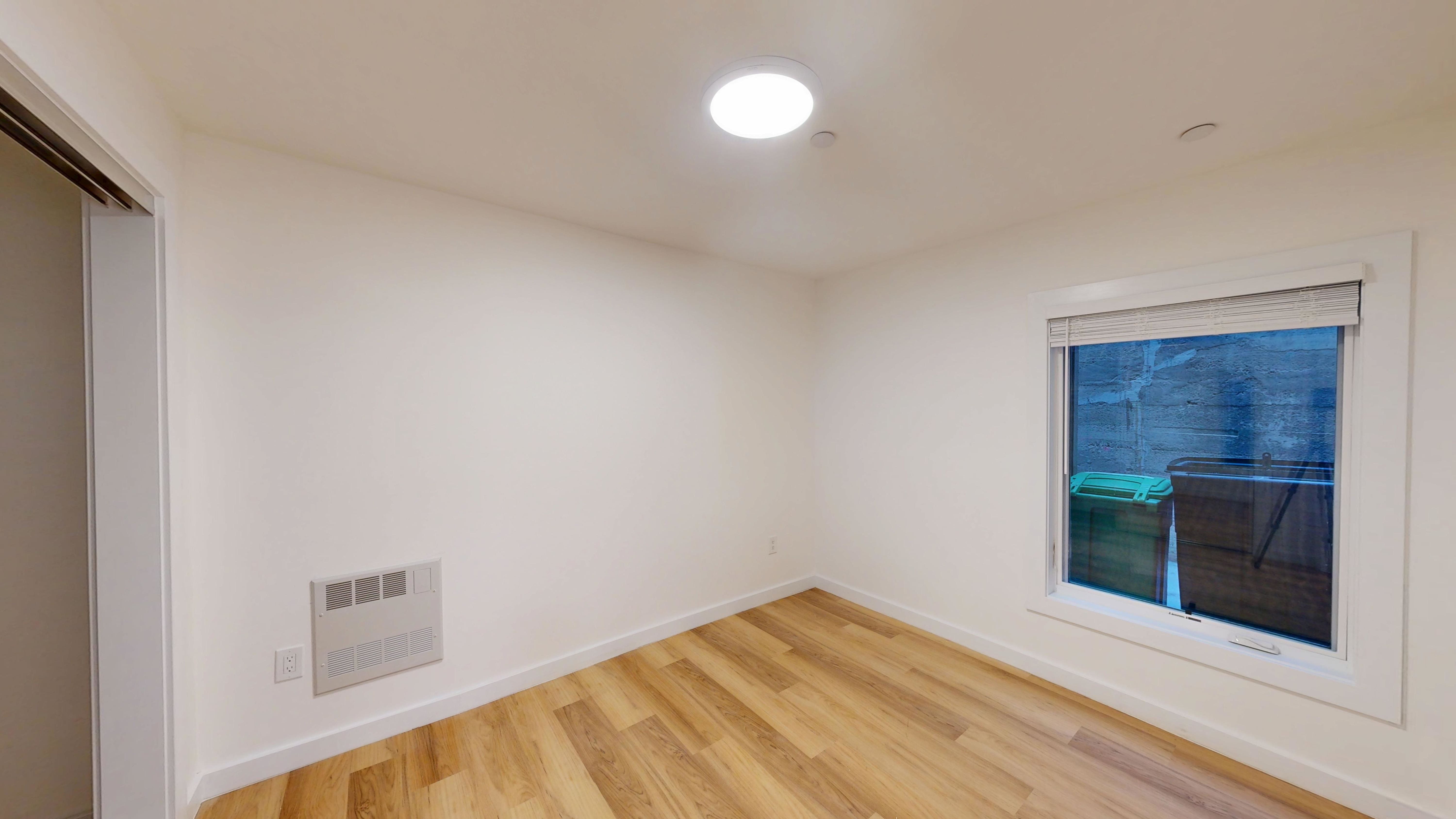 1935 Jefferson Street – photo 2