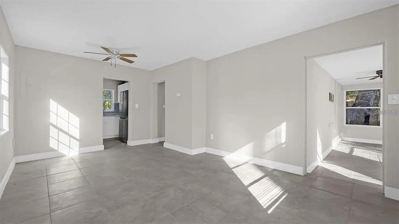907 Columbia Street – photo 4