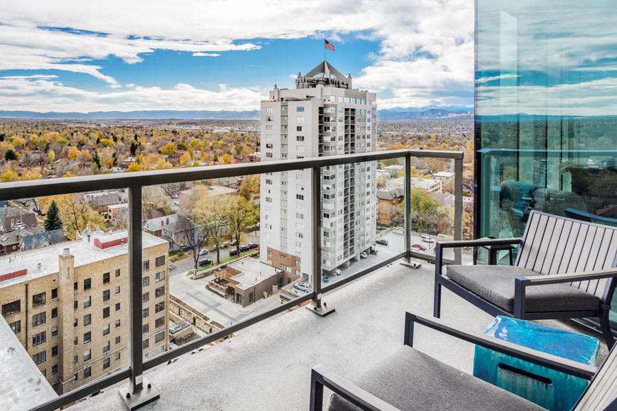 Country Club Towers – photo 3